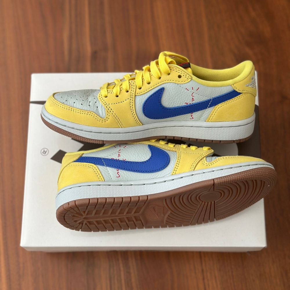 Nike Travis Scott x Air Jordan 1 Retro Low OG Womens - Picture 6 of 12